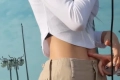 유현 배꼽에 손가락