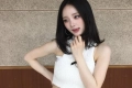 예쁜 슬랜더 단발누나 매끈한 복부라인