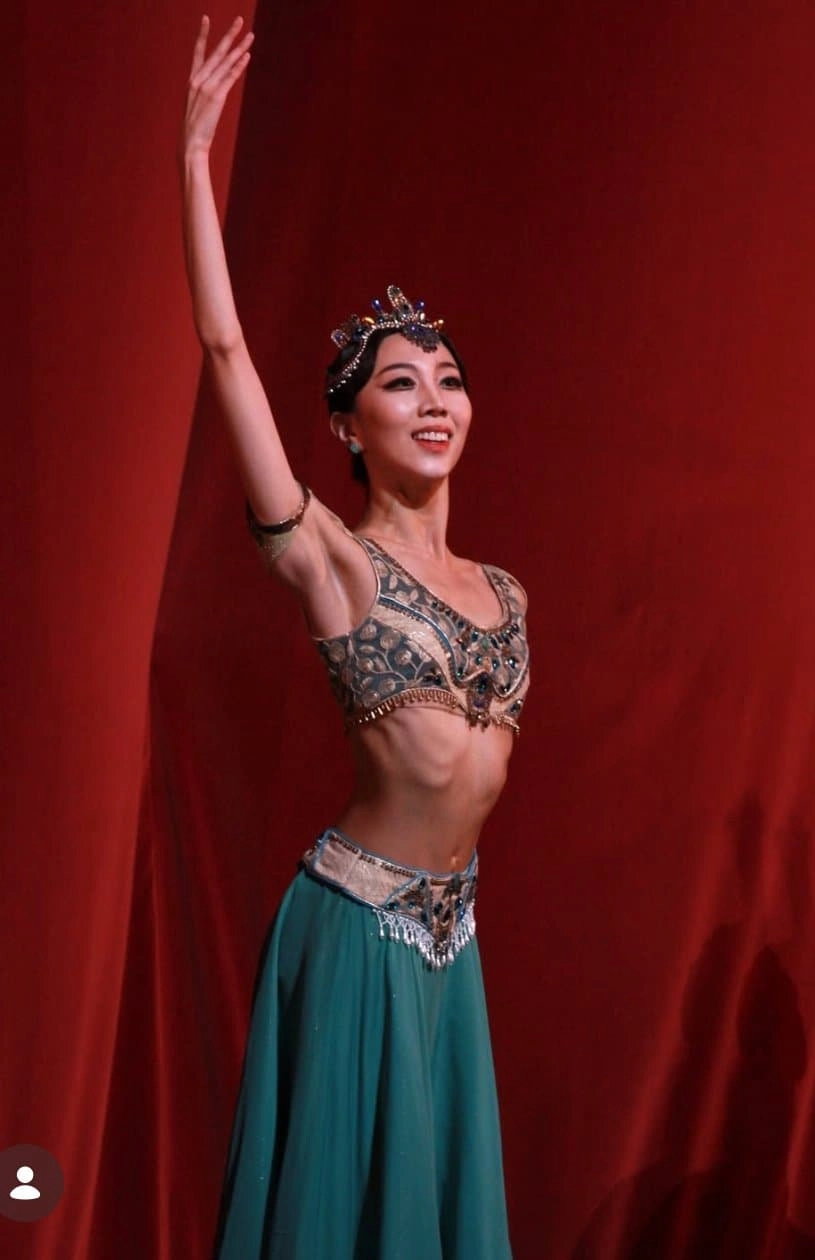 진정한 슬랜더 발레리나