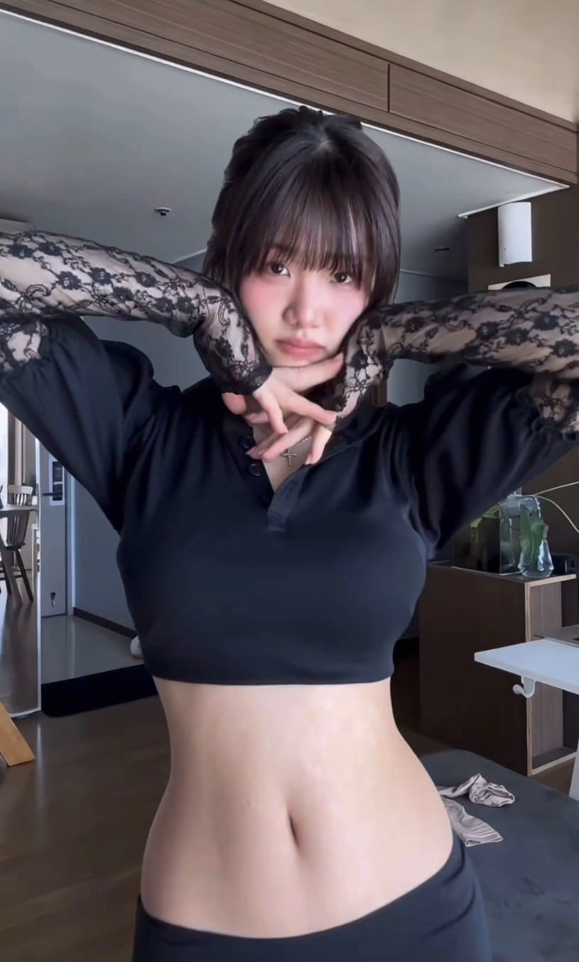 서예린 명품배꼽