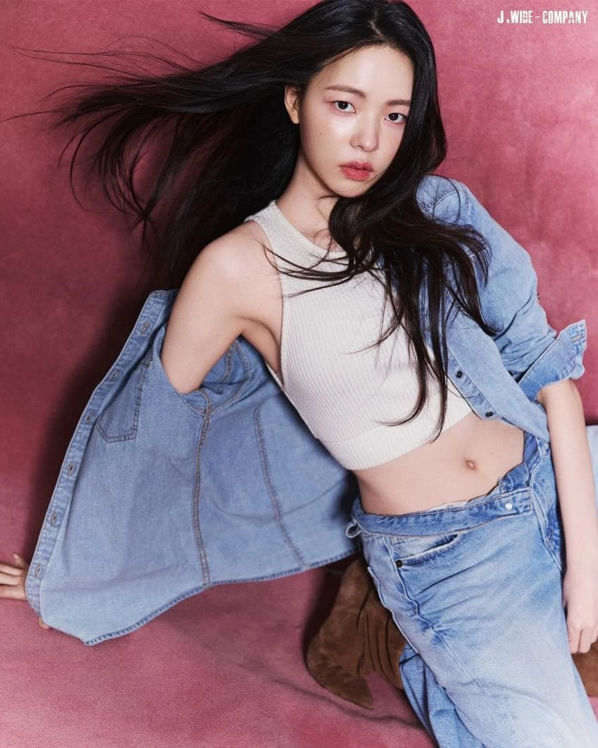 청청화보 찍는 배우 조유정