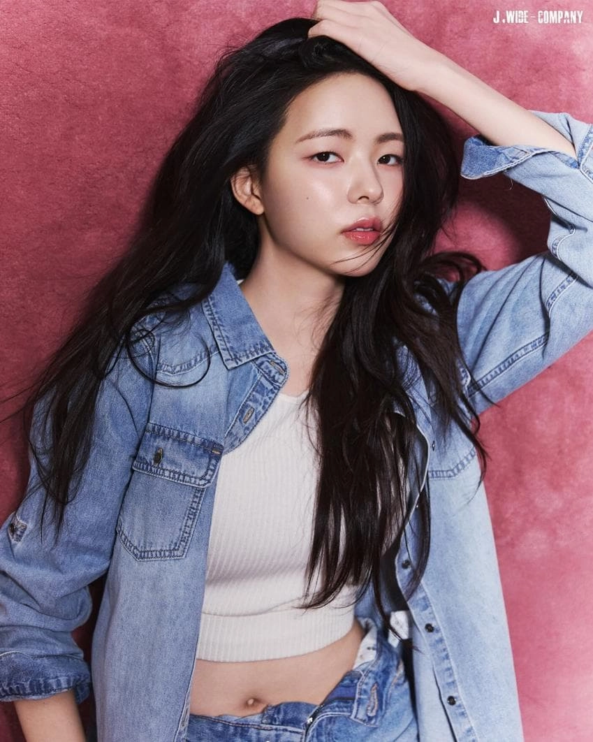 청청화보 찍는 배우 조유정