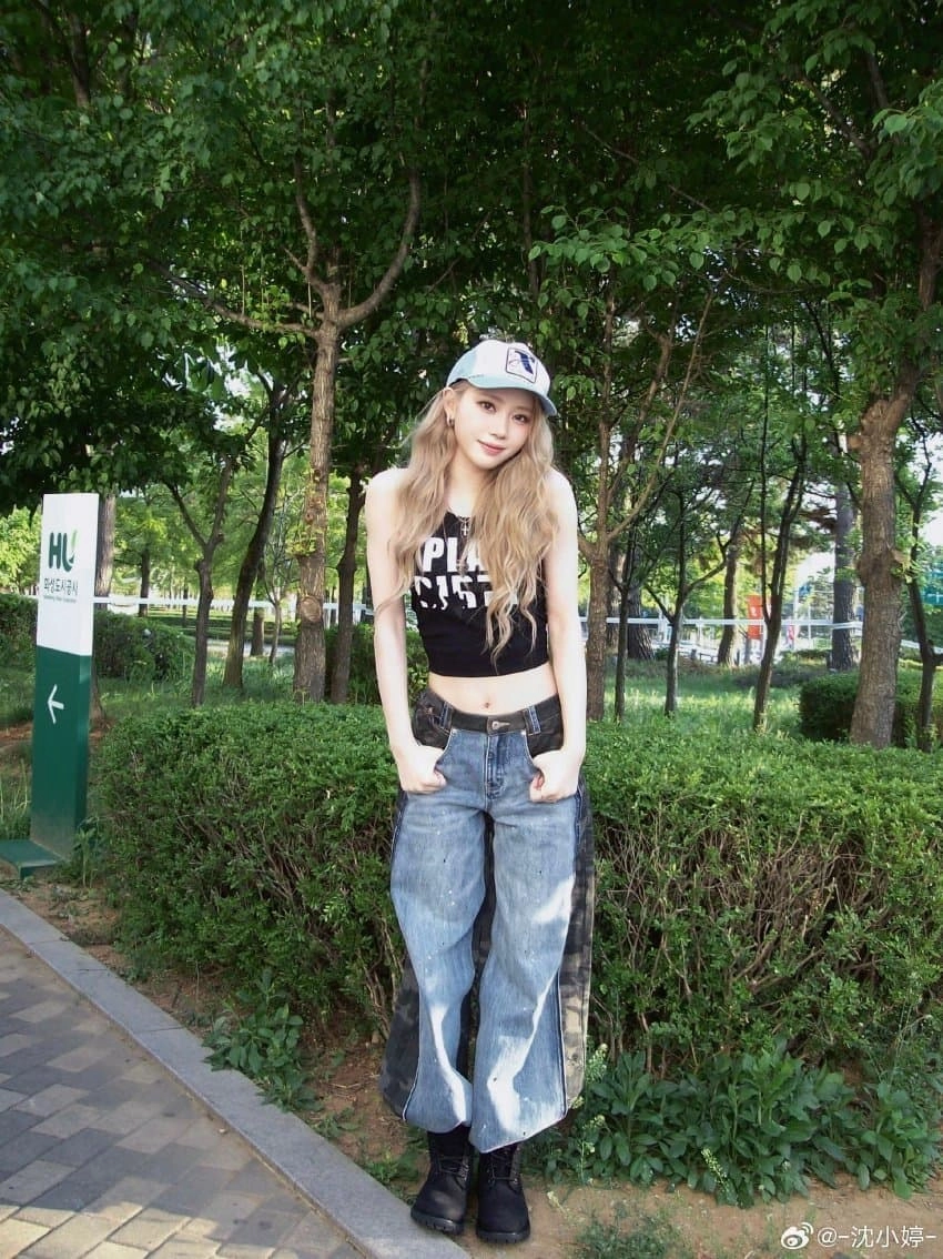 케플러 샤오팅 크롭티 힙합 바이브