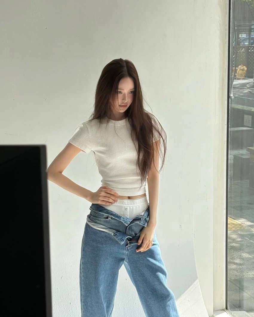 이즈나 방지민 팬티노출
