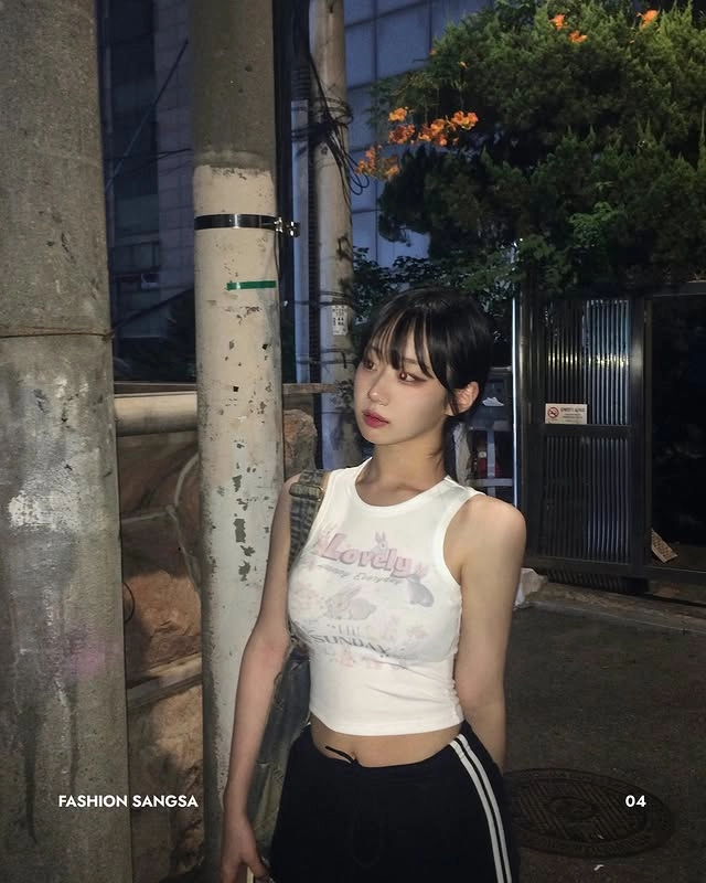 고양이녀 밀착핏으로 보여주는 묵직함