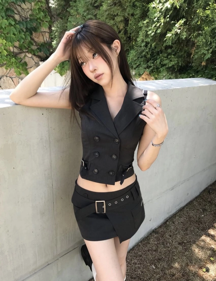 생머리 슬랜더 가녀린 몸매
