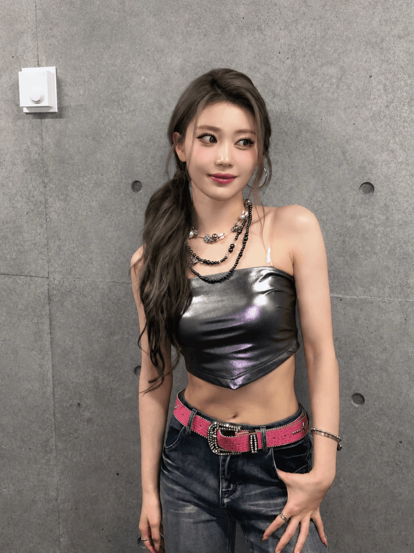 케플러 샤오팅  군살없는 복부배꼽