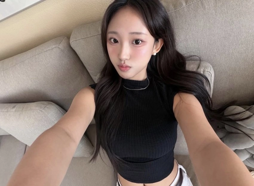 필라테스후 레깅스 살짝 내리면서 노출