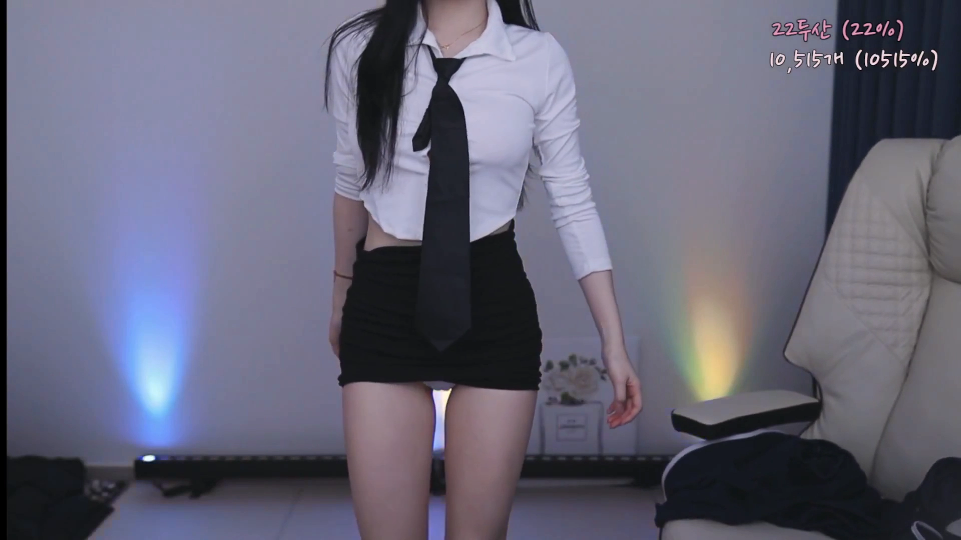 드라군 리액션 하는 여캠 도끼자국 노출