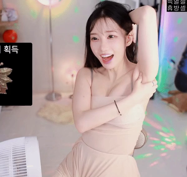 QWER 마젠타 겨붕이들 향한 치명적 겨 마사지 공개